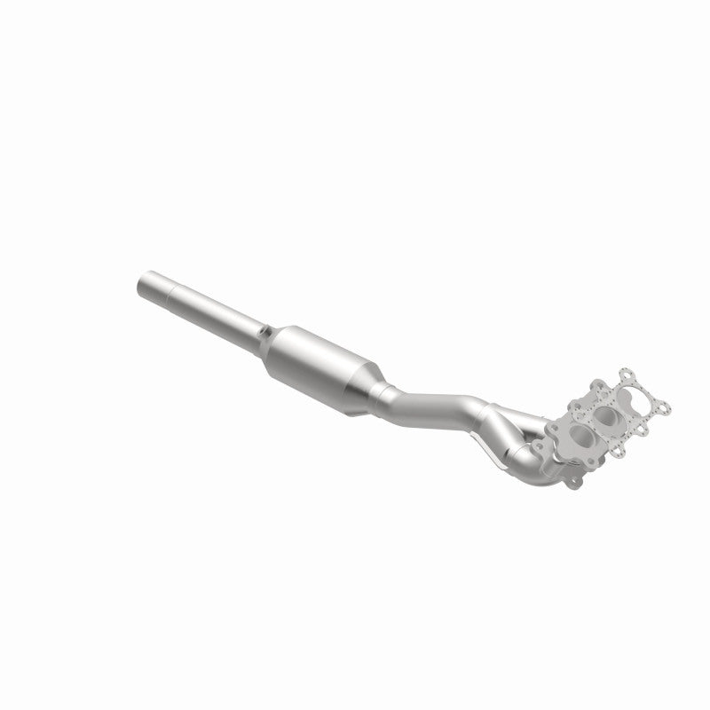 Magnaflow Direct-Fit Catalytic Converter 98-03 VW Beetle 2.0L - OneFastShop
