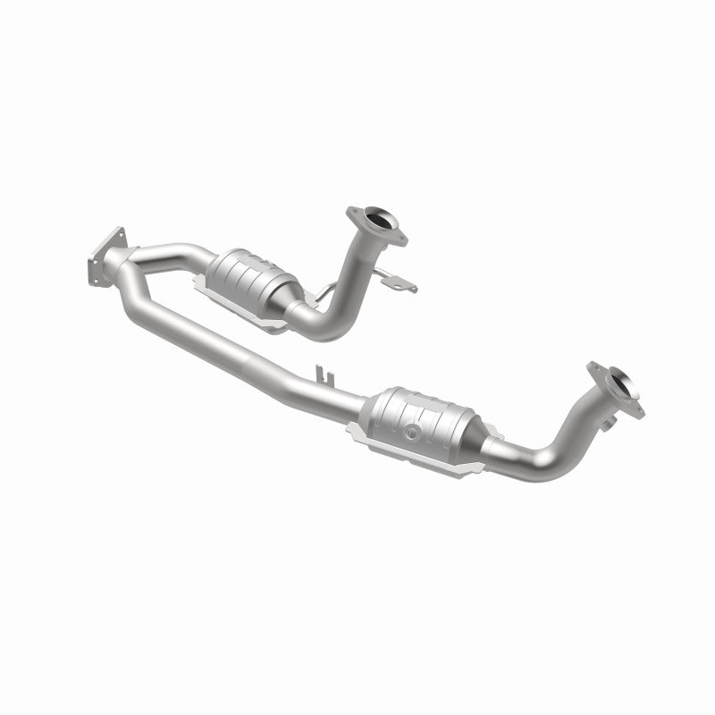 MagnaFlow Conv DF Direct-Fit Catalytic Converter for 2001–2003 Ford Windstar 3.8 OEM