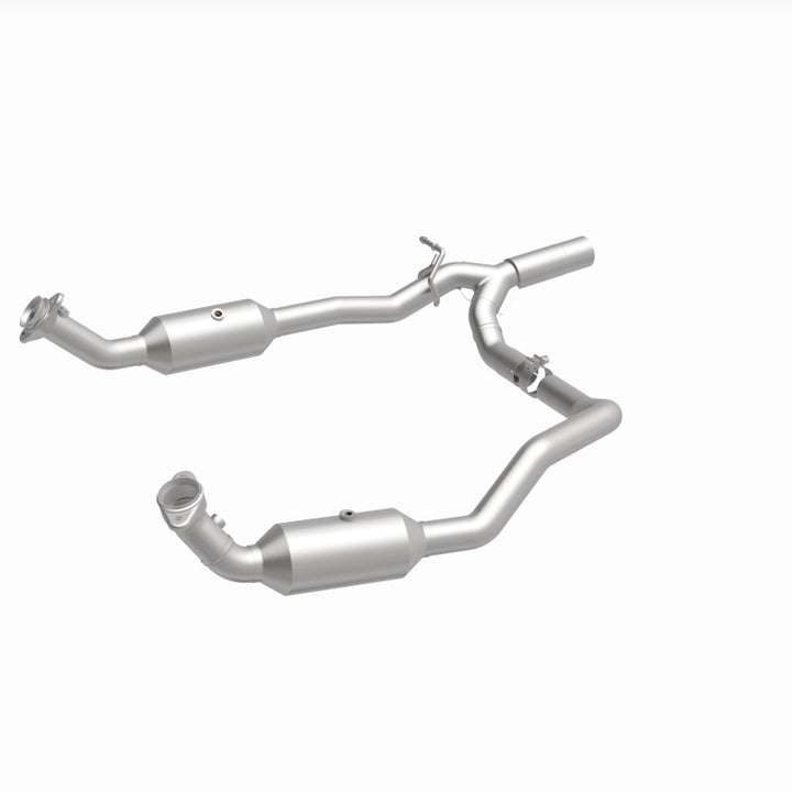 Magnaflow Direct Fit Catalytic Converter 280014 for 17-18 Ford E-350 6.8L - OneFastShop
