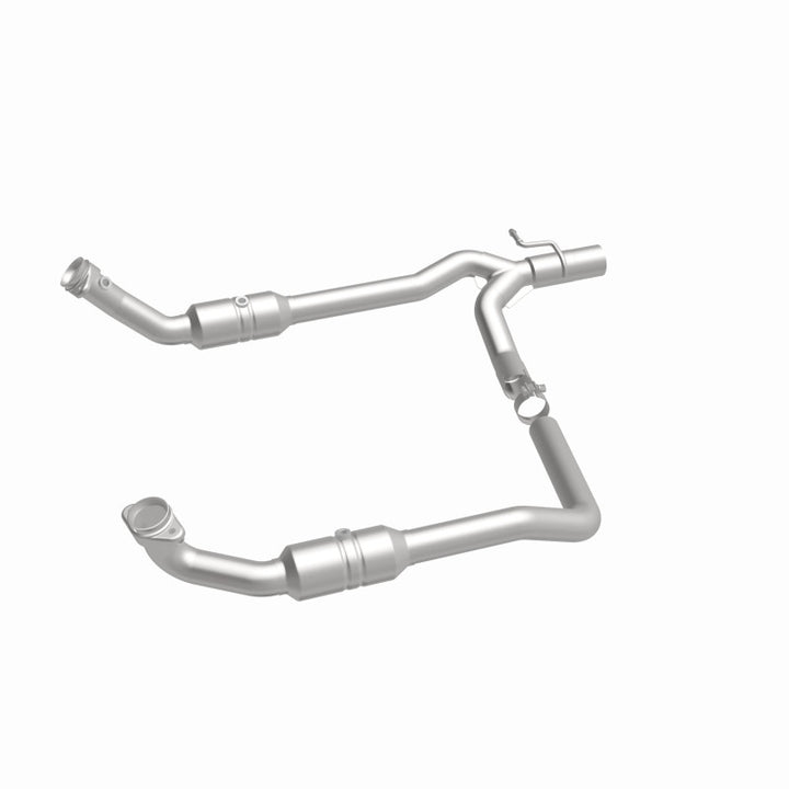 Magnaflow Direct-Fit Catalytic Converter CARB Compliant for 2009-2014 Ford E-150 E-250 E-350 Super Duty - OneFastShop