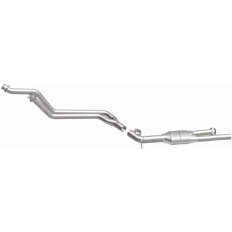 MagnaFlow Conv DF Direct-Fit Catalytic Converter for 1990–1993 Mercedes 190E 2.6L - OneFastShop