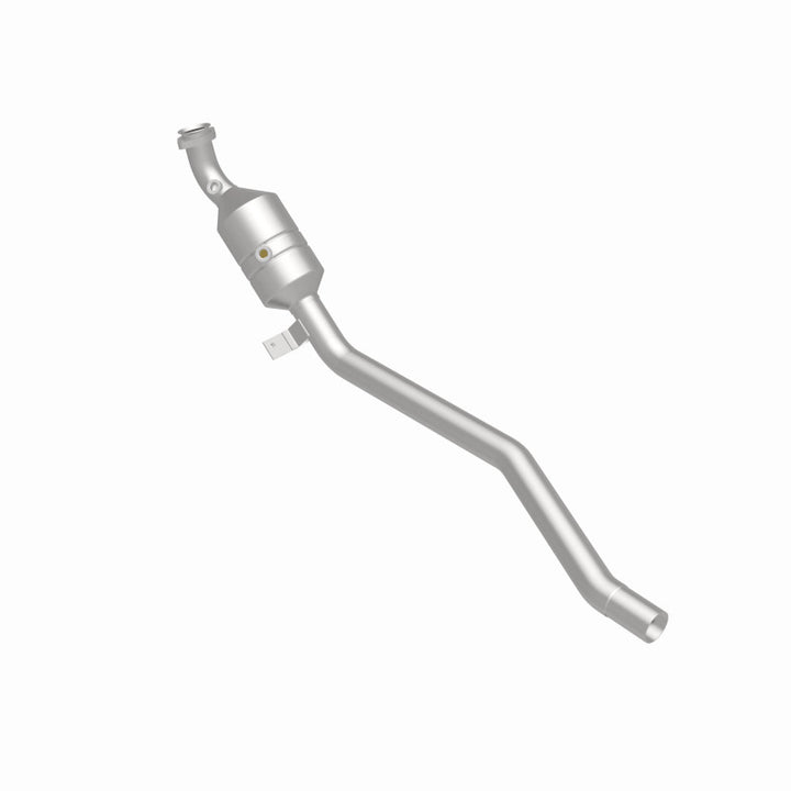 Magnaflow Direct-Fit Catalytic Converter 2006-2011 R350 3.5L Underbody - OneFastShop