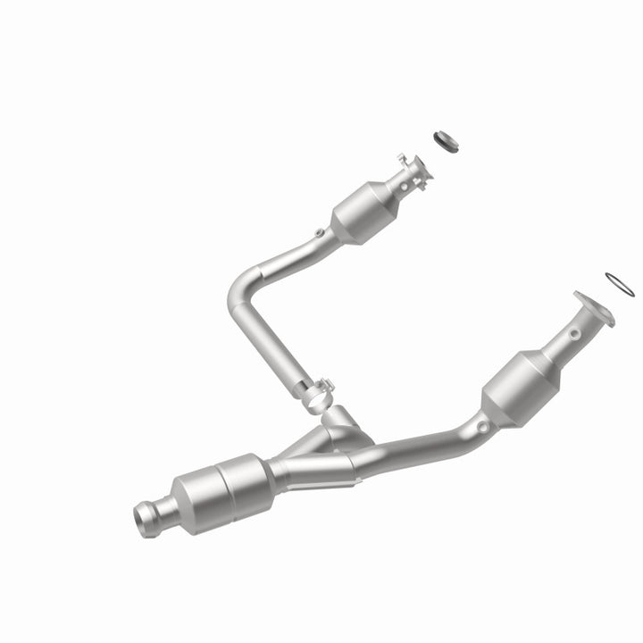 Magnaflow Direct-Fit Catalytic Converter for 14-16 GMC Sierra 1500 V6 4.3L - OneFastShop