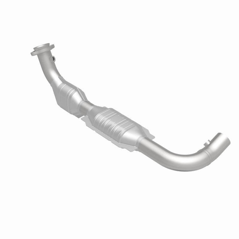MagnaFlow Direct-Fit Catalytic Converter 99-00 Ford F-150 5.4L 2WD