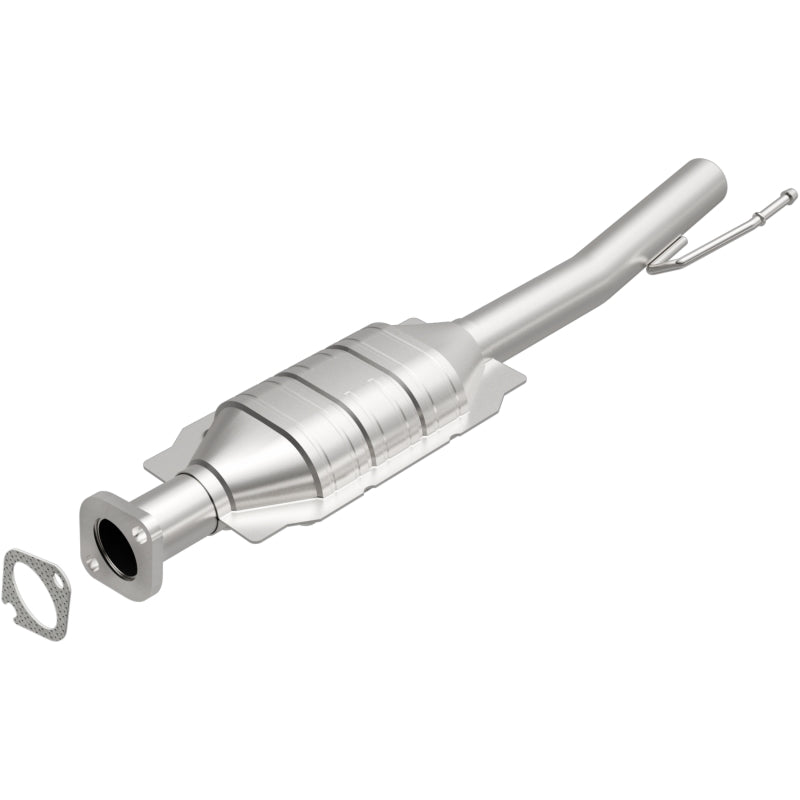 Magnaflow Direct-Fit Catalytic Converter for 01-04 Ford Escape 3.0L Rear / 01-04 Mazda Tribute 3.0L Rear