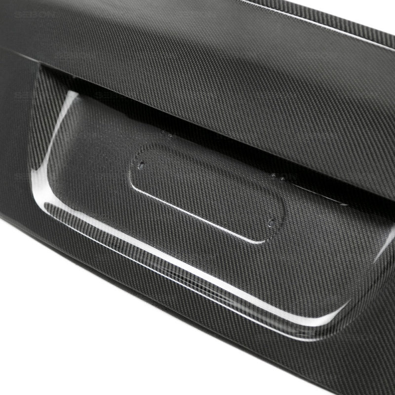 Seibon CSL-Style Carbon Fiber Trunk/Hatch for 97-03 BMW 5 Series E39