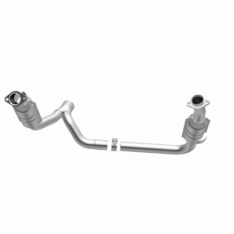 MagnaFlow Direct Fit Catalytic Converter 2006 Dodge RAM 1500 5.7L Front Axle