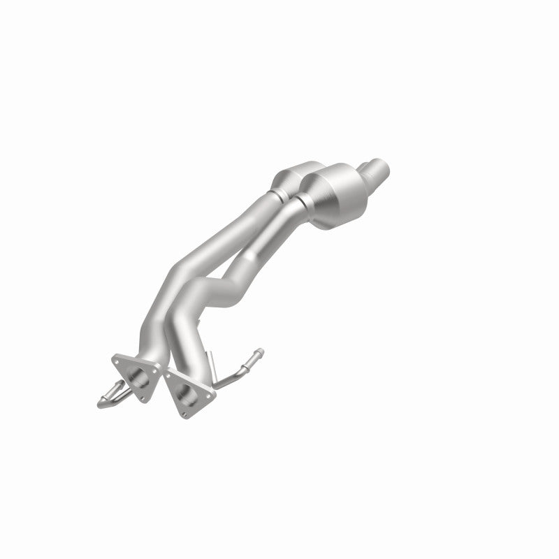 Magnaflow Catalytic Converter DF 07 Volkswagen Touareg 3.6L Rear