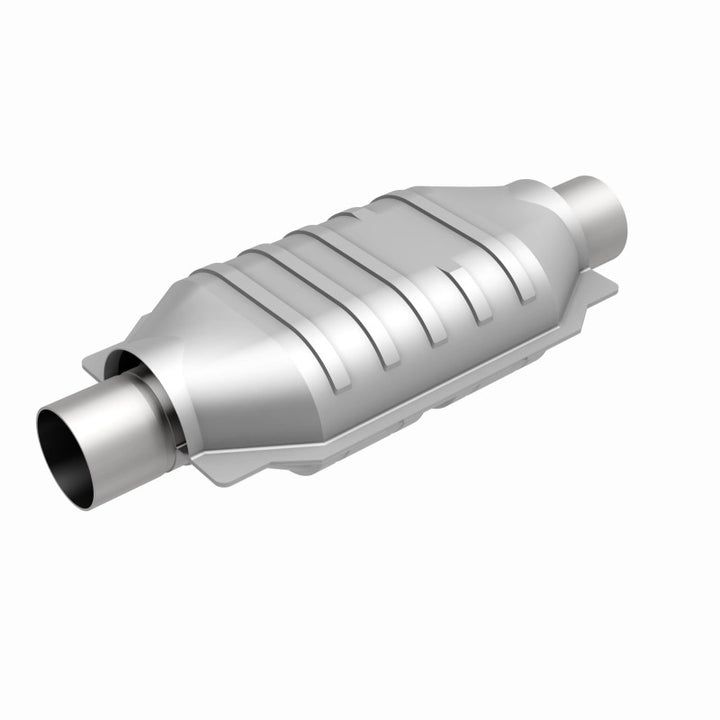 Magnaflow Universal Catalytic Converter 2.5in Inlet Outlet 12in Body x 7in W x 16in Overall L, Fits Multiple Vehicles