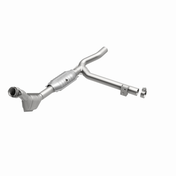 Magnaflow Direct Fit Catalytic Converter 1999-2000 Ford F-150 4.2L V6 2WD - OneFastShop