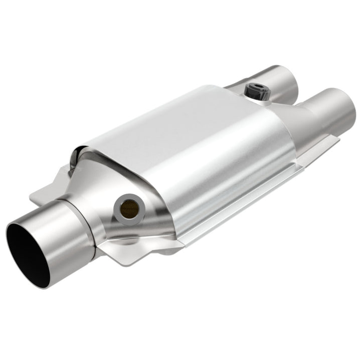 Magnaflow Conv Universal 2.5/2 Single/Dual O2 OEM for Dodge B1500 B2500 Ram 1500 2500 3500 1996-2003
