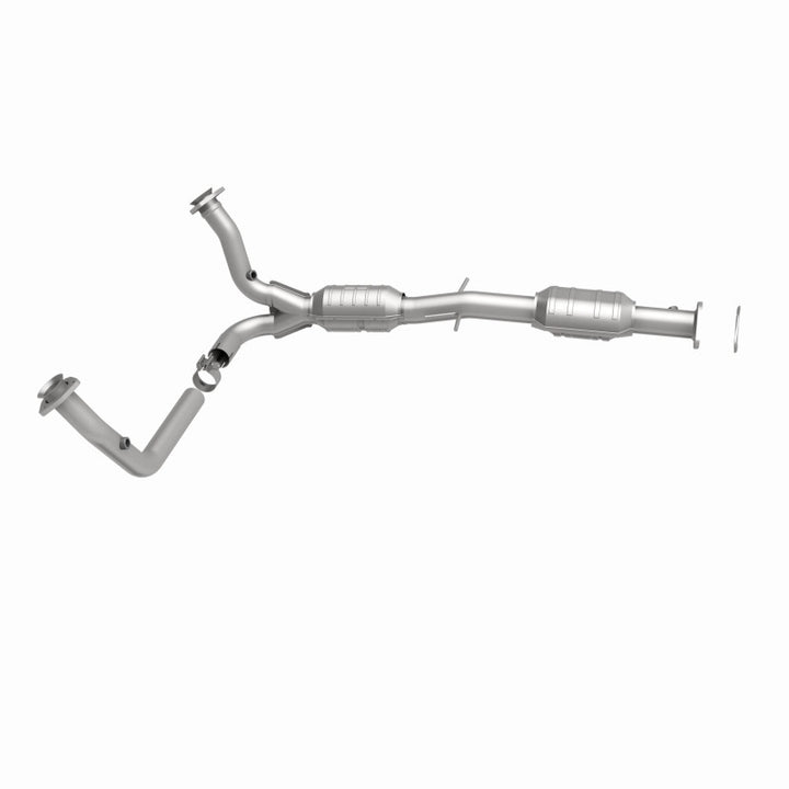 Magnaflow Direct-Fit Catalytic Converter for 00-04 Chevy S10 4.3L 2WD - OneFastShop