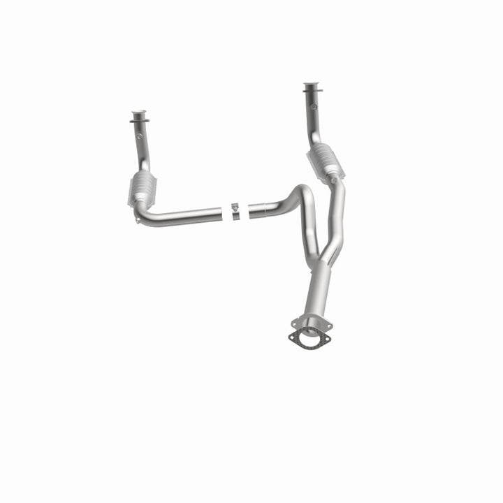 Magnaflow Direct-Fit Catalytic Converter for 2000-2002 Chevrolet/GMC Express/Savana 1500/2500 5.7L OBDII to 8500 GVW - OneFastShop