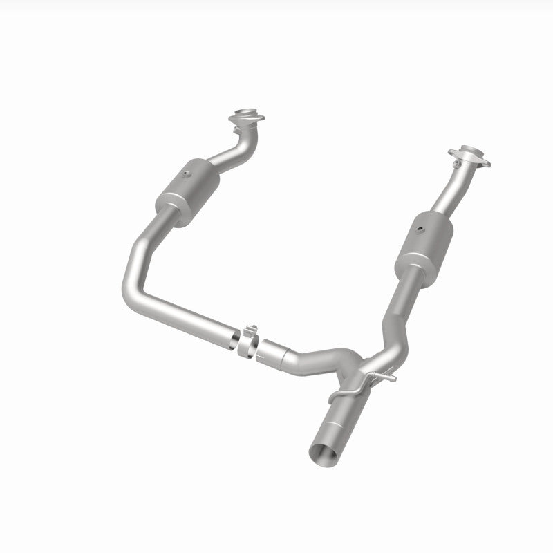 Magnaflow OEM Direct Fit Catalytic Converter for 09-13 Ford E-350 Super Duty V10 6.8 - OneFastShop