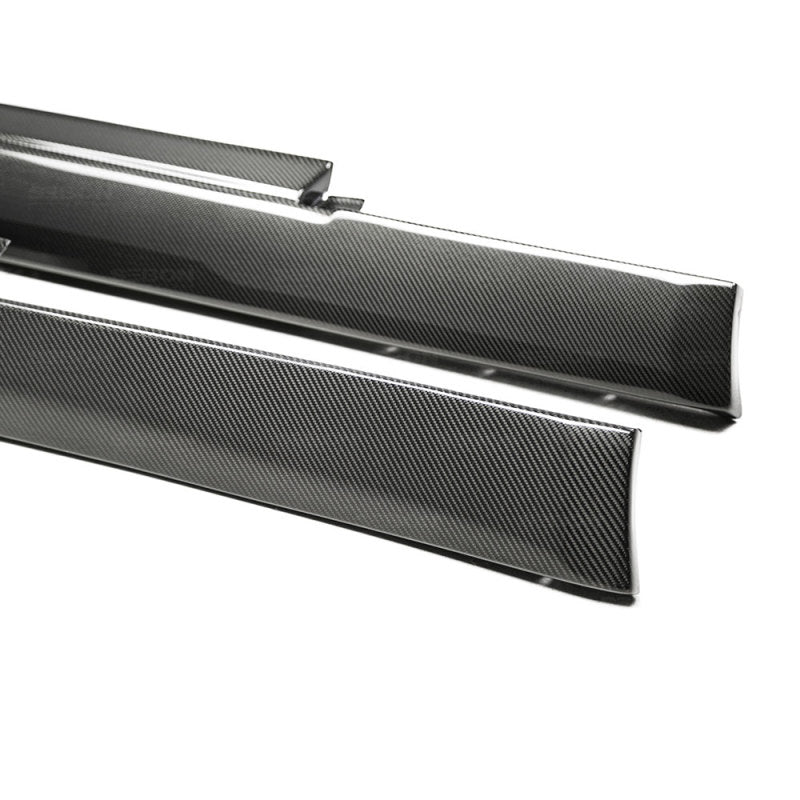 Seibon Carbon Fiber Side Skirts for 09-10 Nissan GTR R35 OEm Style