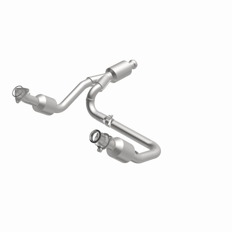 Magnaflow Underbody Direct-Fit Catalytic Converter for Chevrolet Silverado 1500 14-15