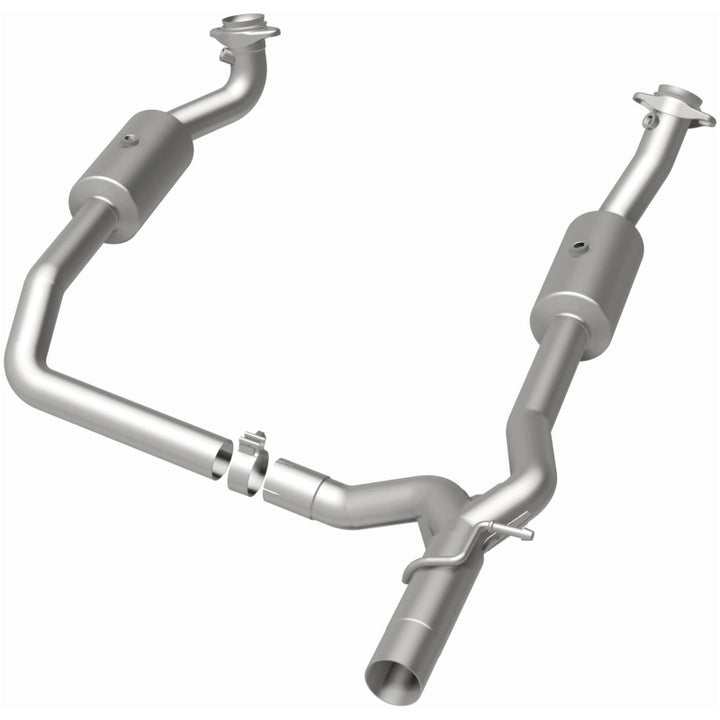 Magnaflow OEM Direct Fit Catalytic Converter for 09-13 Ford E-350 Super Duty V10 6.8 - OneFastShop