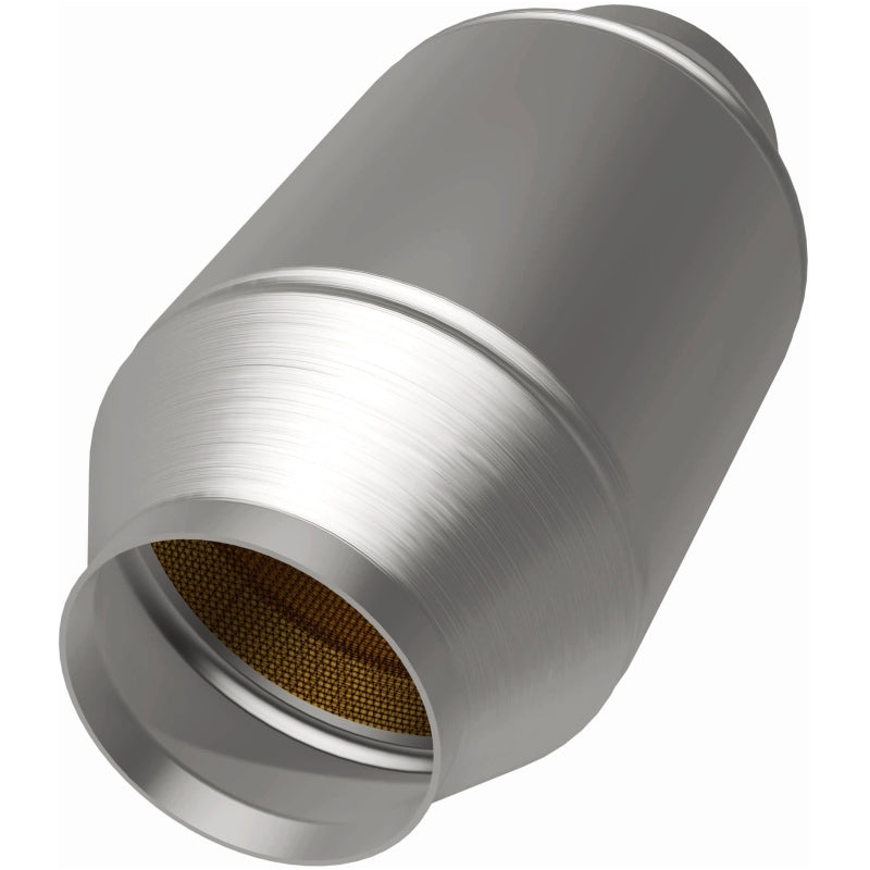 Magnaflow Universal Catalytic Converter 2.50 Inch C/C CA Pre-OBDII for 1982-1995 Dodge Isuzu Models