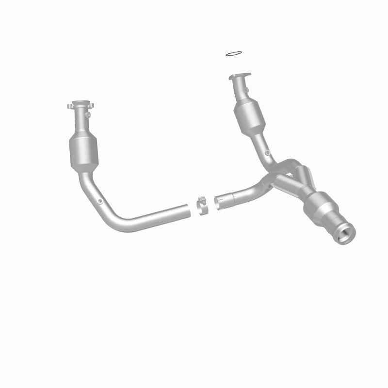 MagnaFlow Direct-Fit Catalytic Converter for 2015 GMC Yukon XL V8 6.2L