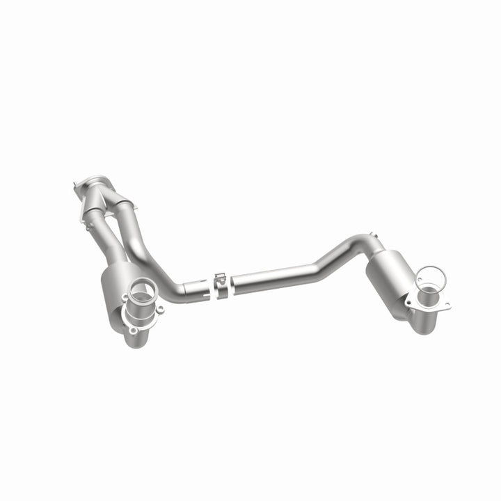 MagnaFlow Direct-Fit Catalytic Converter - 2005 Vehicles Compatible