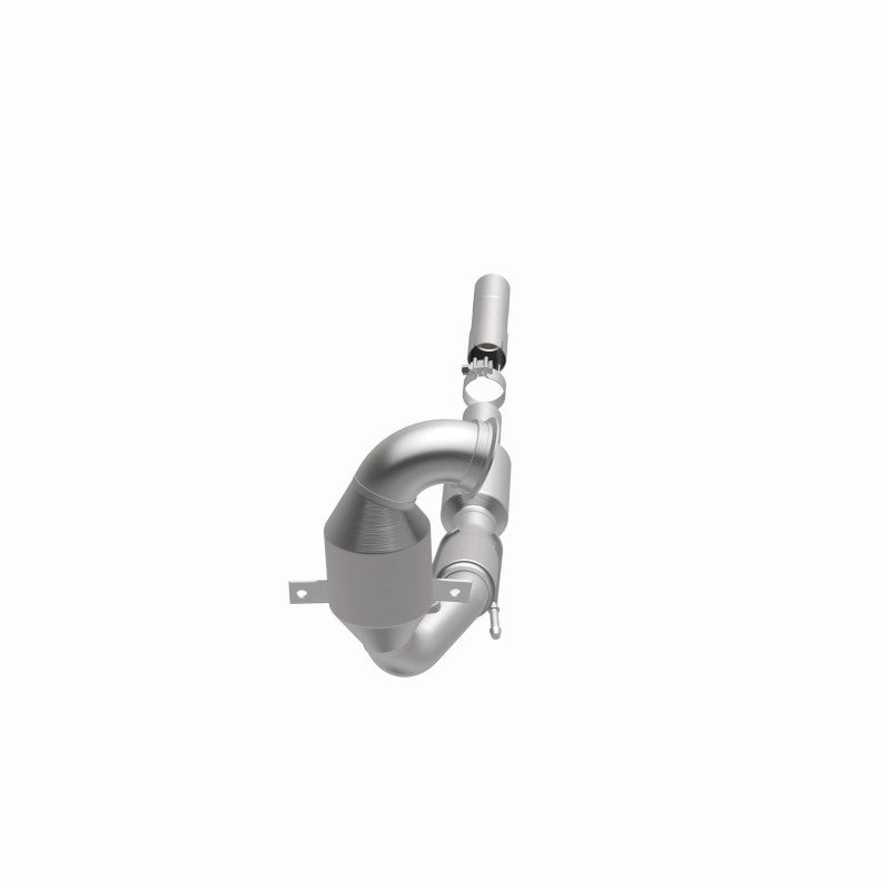 Magnaflow OEM Grade Direct-Fit Catalytic Converter for 15-17 Volkswagen Golf / GTI