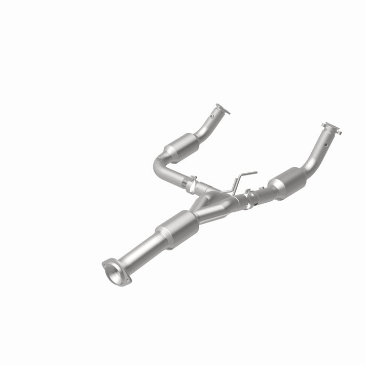 Magnaflow Direct Fit Catalytic Converter for 12-17 Chevrolet Express 3500 6.0L - OneFastShop