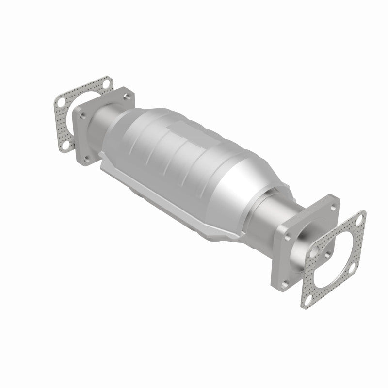 MagnaFlow Catalytic Converter Federal/EPA Compliant 13.2X6.5X4 Chevrolet-Geo-Isuzu - OneFastShop