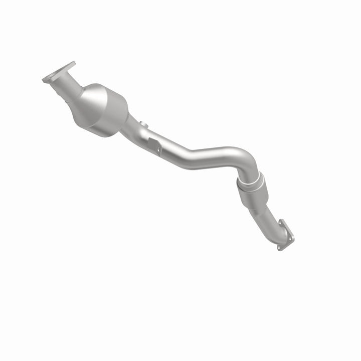 Magnaflow Direct-Fit Catalytic Converter OEM Underbody for 2007-2010 Audi Q7 V6 3.6 and 2008-2010 Volkswagen Touareg - OneFastShop