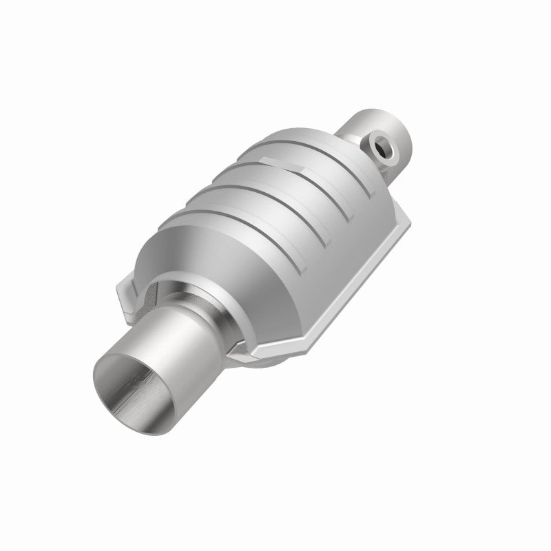 MagnaFlow Universal Catalytic Converter - Single O2 Boss