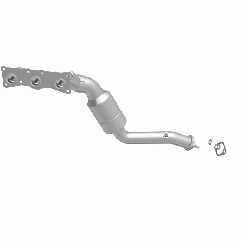Magnaflow Direct-Fit Catalytic Converter for 2008-2010 BMW 528i/528i xDrive 3.0L Underbody - OneFastShop