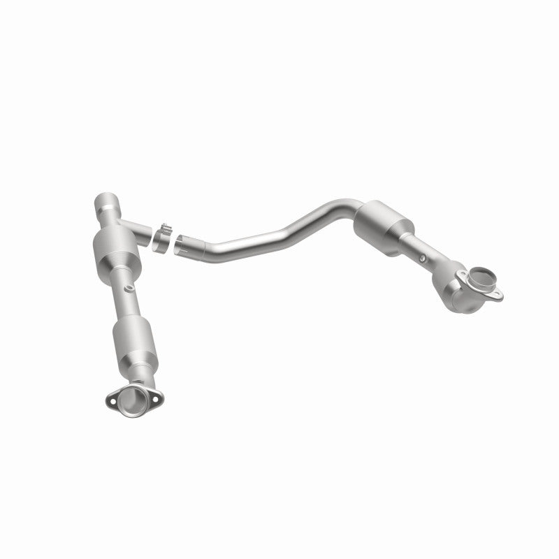 Magnaflow Direct Fit Catalytic Converter for 05-08 Ford E-350 Super Duty 5.4L - OneFastShop