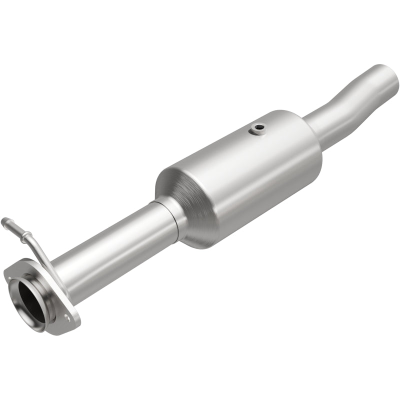 MagnaFlow OEM-Grade Direct-Fit Catalytic Converter - Ford F-350 Super Duty 2009-2010 6.8L - Underbody