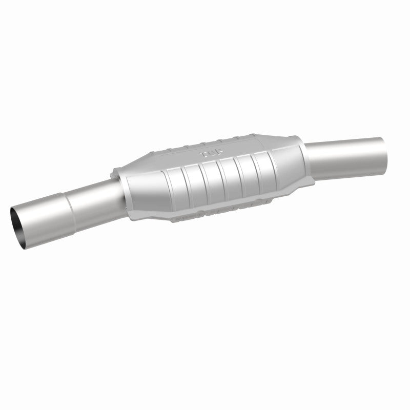 Magnaflow Conv DF GM 25inch x 7inch x 4inch 2.5/2.5inch Compatible with 1975-1986 Chevrolet C10/K10 and GMC C15/C1500