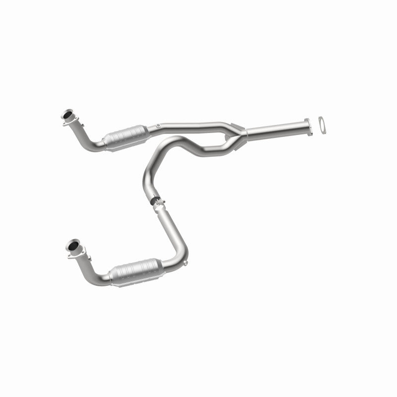 Magnaflow Direct-Fit Catalytic Converter for 2000-2002 Chevrolet/GMC Express/Savana 1500/2500 5.7L OBDII to 8500 GVW - OneFastShop