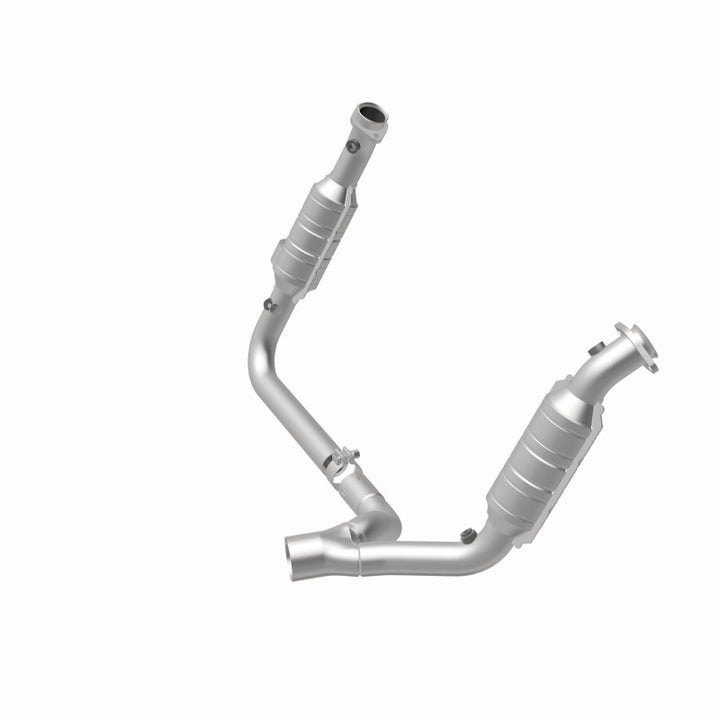 MagnaFlow Direct Fit Catalytic Converter 2006 Dodge RAM 1500 5.7L Front Axle