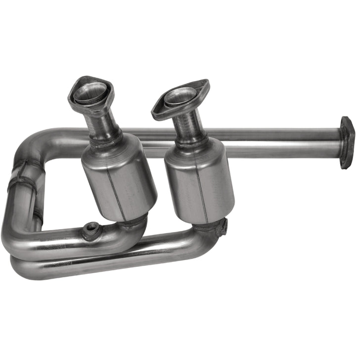 Magnaflow Catalytic Converter with Mandrel-Bent Tubing for Jeep Wrangler 2000-2004 - OneFastShop