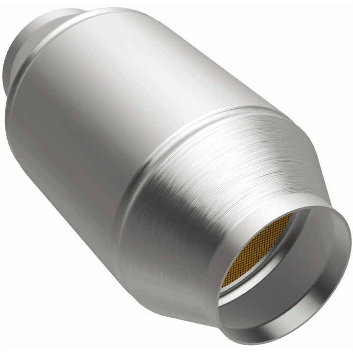 Magnaflow Universal Catalytic Converter 2.50 Inch C/C CA Pre-OBDII Compatible with Various Vehicles