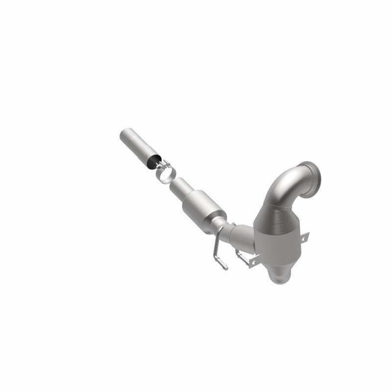 Magnaflow OEM Grade Direct-Fit Catalytic Converter for 15-17 Volkswagen Golf / GTI