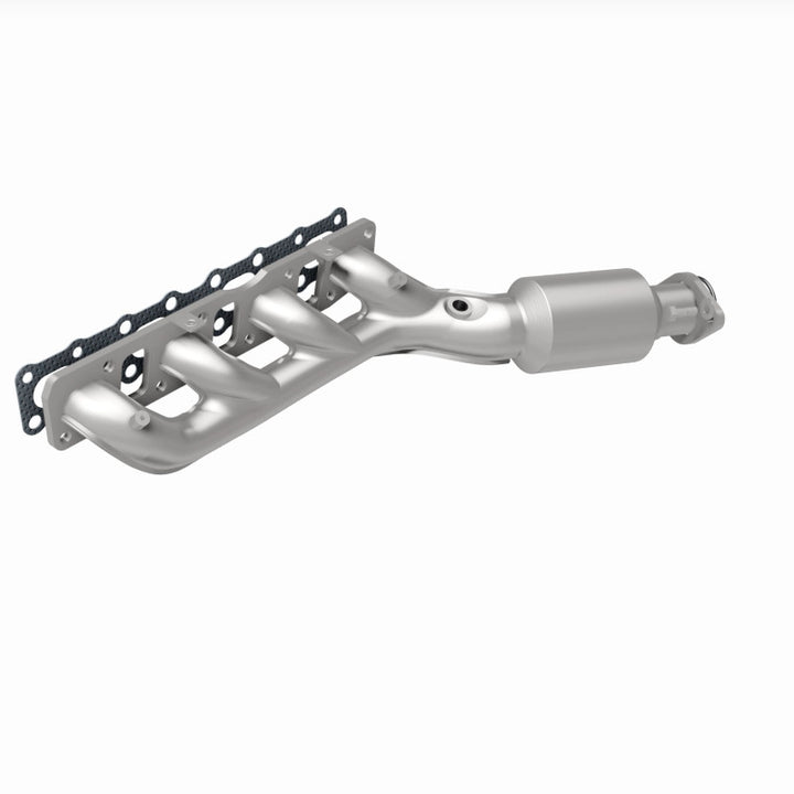 Magnaflow Direct Fit Catalytic Converter 05-06 Nissan Titan 5.6L - OneFastShop