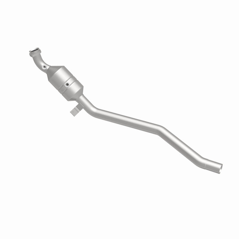 Magnaflow Direct-Fit Catalytic Converter 2006-2011 R350 3.5L Underbody - OneFastShop