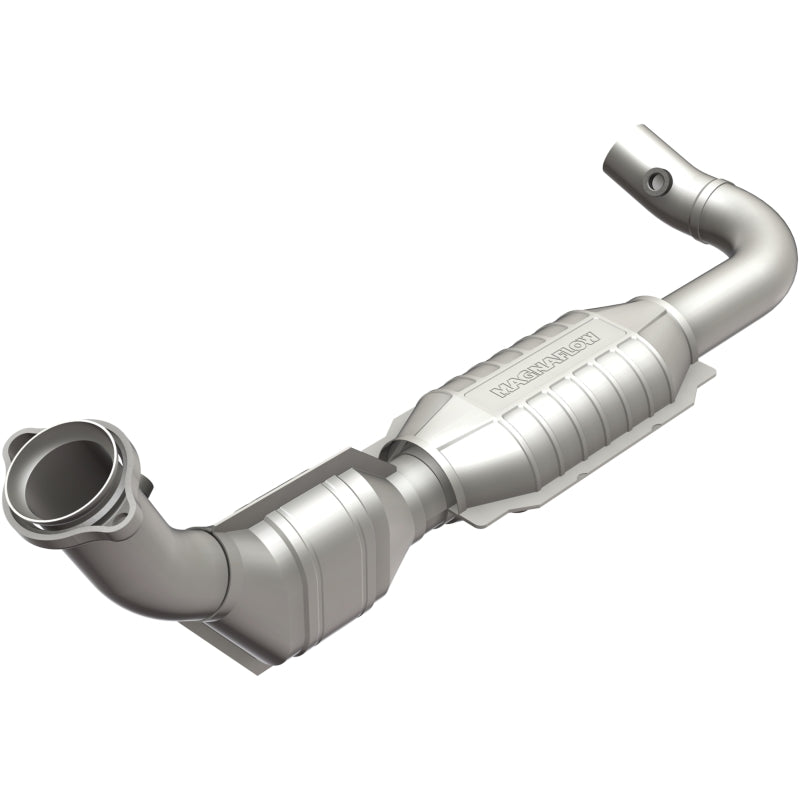MagnaFlow Direct-Fit Catalytic Converter 99-00 Ford F-150 5.4L 2WD