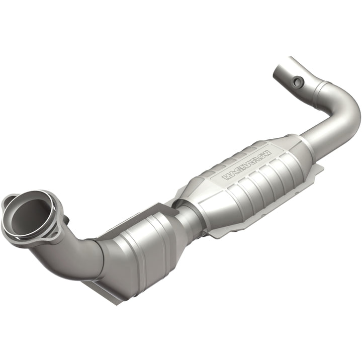 MagnaFlow Direct-Fit Catalytic Converter 99-00 Ford F-150 5.4L 2WD