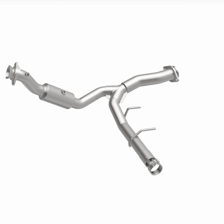 Magnaflow Direct Fit Catalytic Converter 15-17 Ford Expedition V6 3.5 OEM Underbody - OneFastShop