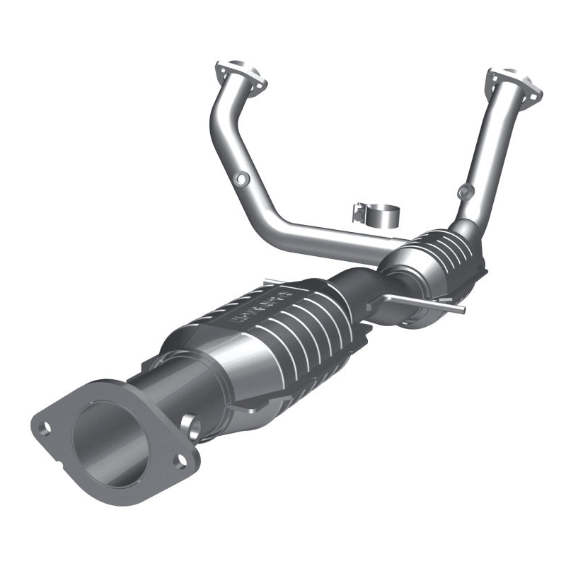 Magnaflow Direct-Fit Catalytic Converter for 00-04 Chevy S10 4.3L 2WD - OneFastShop