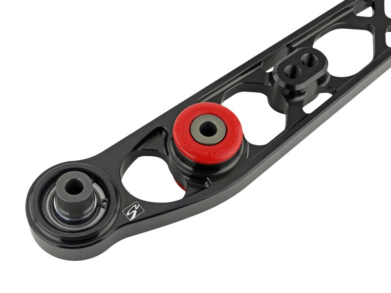 Skunk2 Honda/Acura EG/DC Ultra Series Rear Lower Control Arm Set - Black for 1988-2001 Civic, CRX, Integra