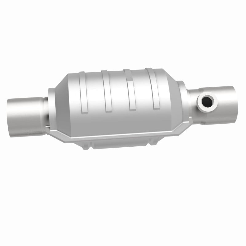 MagnaFlow Universal Catalytic Converter - Single O2 Boss