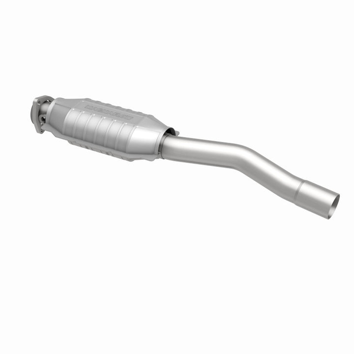 Magnaflow Conv Volvo 28.75X6.5X4 2.5/2.38 Direct-Fit Catalytic Converter for 1985-1995 Volvo 740 940 - OneFastShop