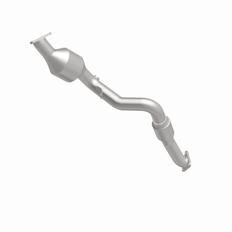 Magnaflow Direct-Fit Catalytic Converter OEM Underbody for 2007-2010 Audi Q7 V6 3.6 and 2008-2010 Volkswagen Touareg - OneFastShop