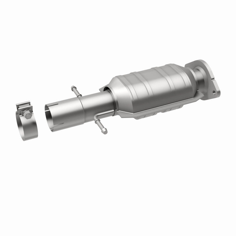 Magnaflow Direct-Fit Catalytic Converter 09-11 Chevy Malibu 3.6L