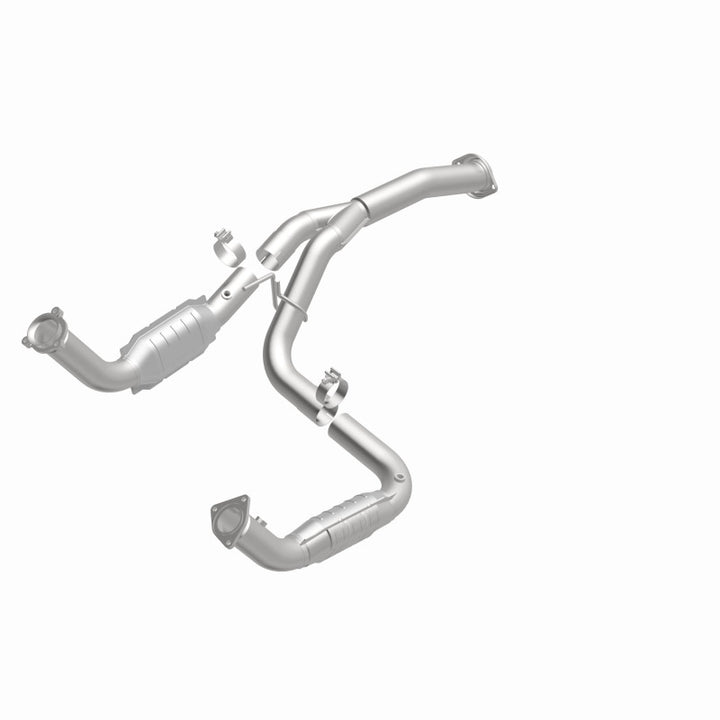MagnaFlow Direct-Fit Catalytic Converter for 11-16 Chevy Silverado 2500HD/3500HD & GMC Sierra 2500HD/3500HD - OneFastShop